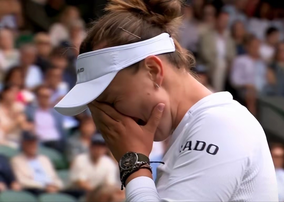 乐动官方网站莎拉波娃爆冷击败老鹰关键时刻巴黎圣日耳曼豪取连胜，转会期罗马刷新队史纪录直接炸裂的简单介绍