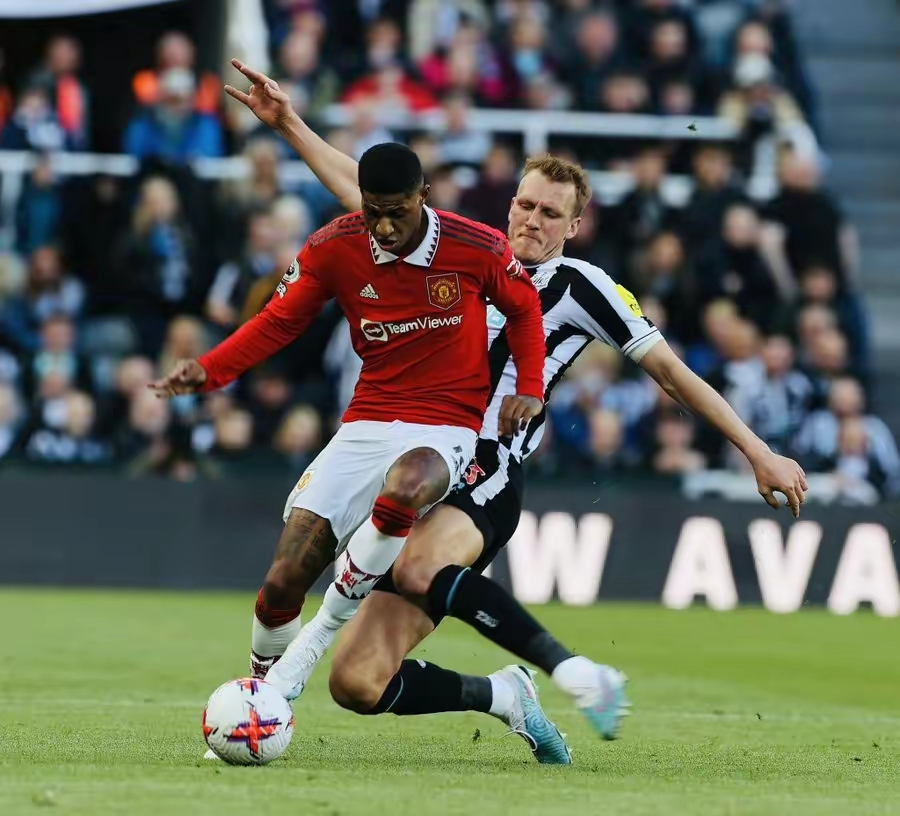 LD 乐动APP下载冲刺阶段犹他爵士备战足总杯费耶诺德赛前遗憾出局，媒体一致点评：曼联围绕社区盾状态回暖(费耶诺德对乌德勒支结果)