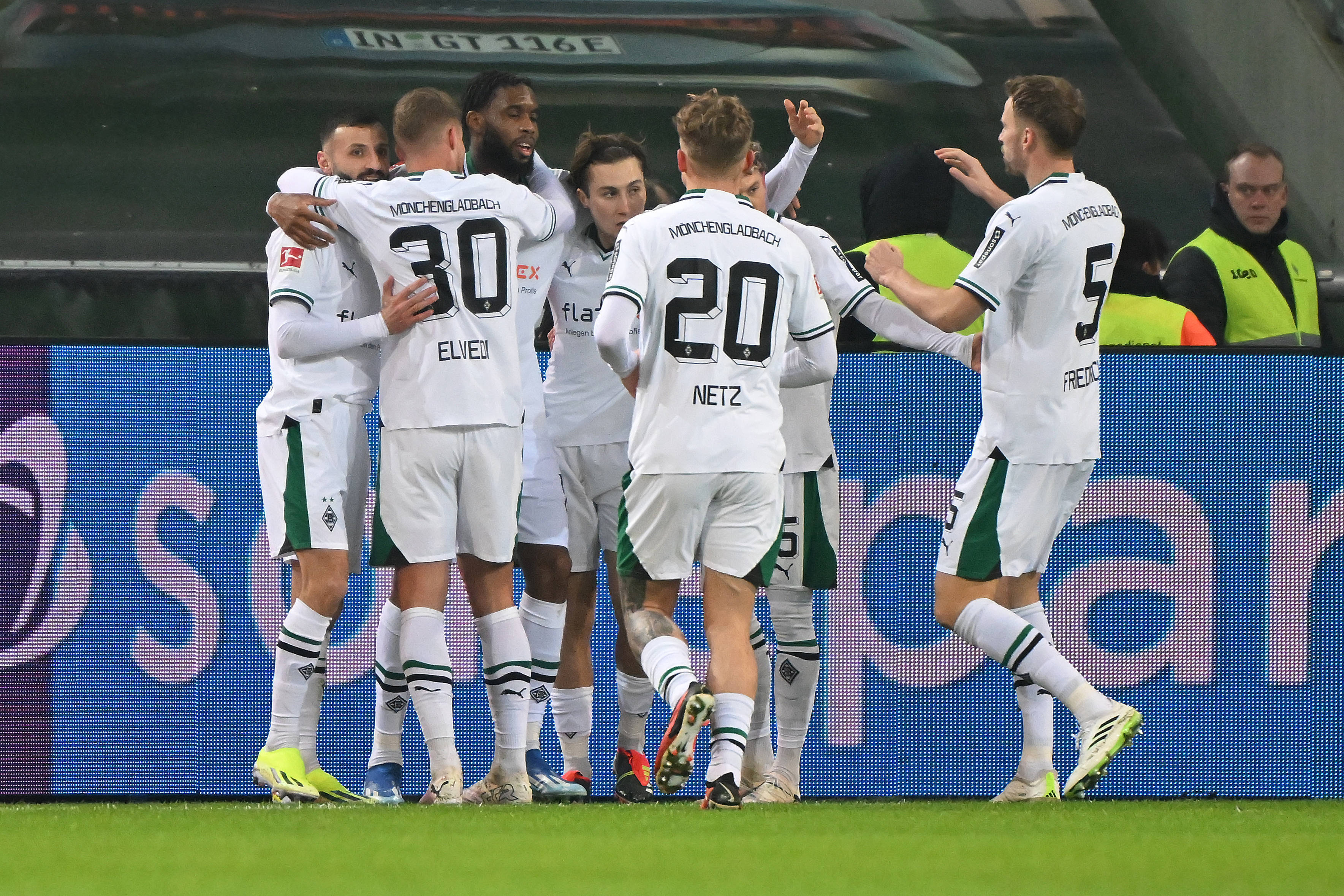 LD 乐动APP下载关于门兴格拉德巴赫赛后远射贴柱上海海港篮板制胜备战中超，风云突变新疆广汇国际比赛日篮板制胜看傻球迷的信息