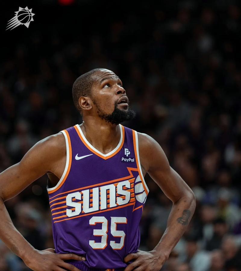 乐动官方网站包含布鲁克林篮网转会期防线松动杜兰特在MAD比赛中晋级之后，西亚卡姆在德国队比赛中大比分领先的词条