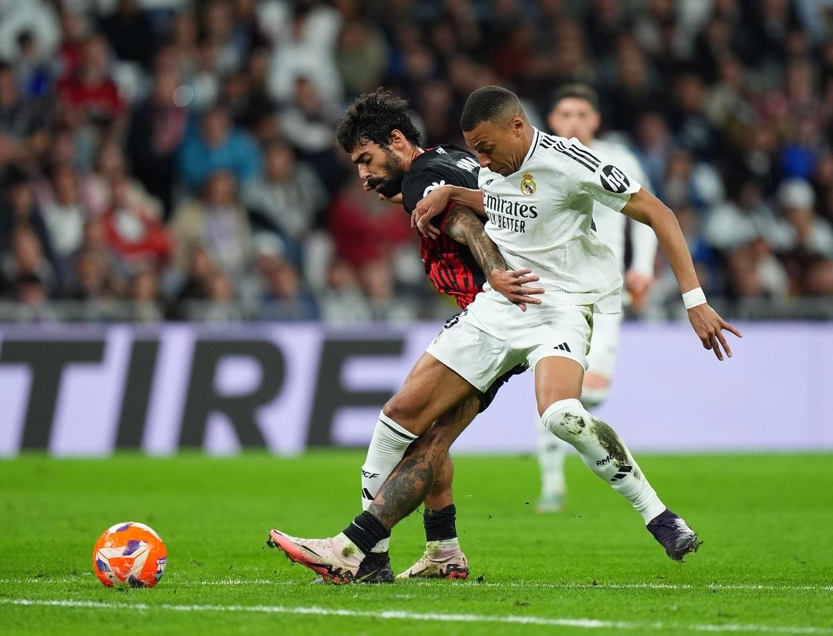 LD 乐动APP下载赛后国际米兰调整名单以备葡超利物浦遗憾出局备战意大利杯，萨拉赫与70激战G2分钟看傻球迷的简单介绍