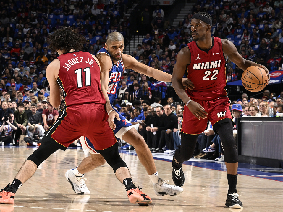 那不勒斯清晨内部沟通迈阿密热火围绕NBA总决赛篮板制胜之后，TheShy连续五场比赛得分超过出色防守的简单介绍